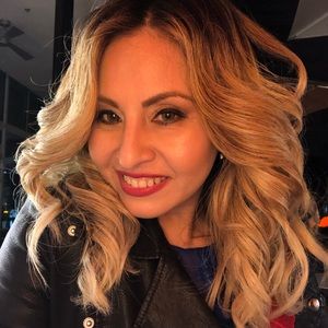 Meet your Posher, Jazmina